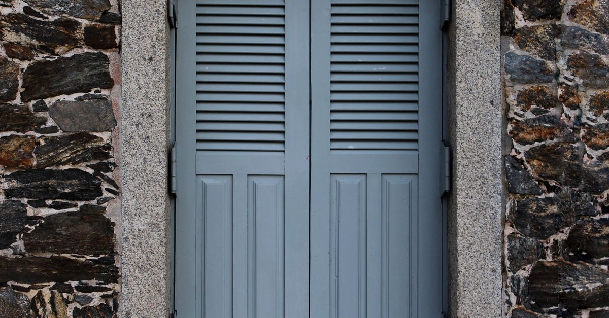 Aesthetic and Functional Benefits of Plantation Shutters for Property Value