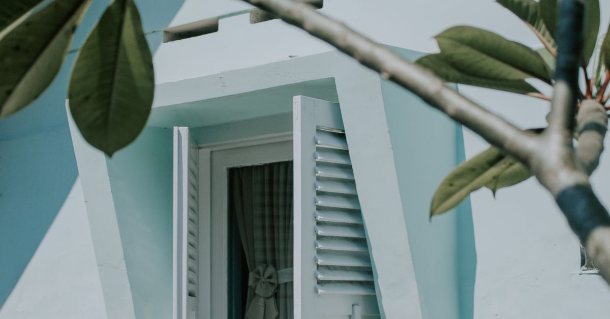 The Long-Term Value Proposition of Plantation Shutters in Coastal Properties