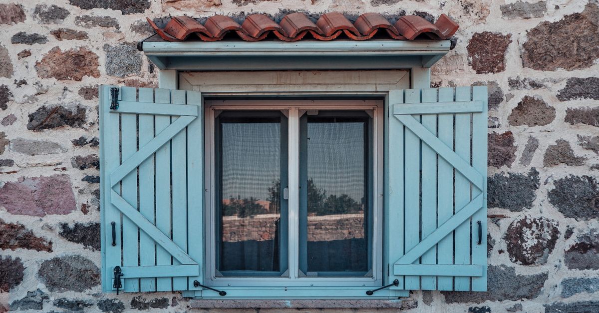 The Role of Plantation Shutters in Protecting Artwork and Furnishings
